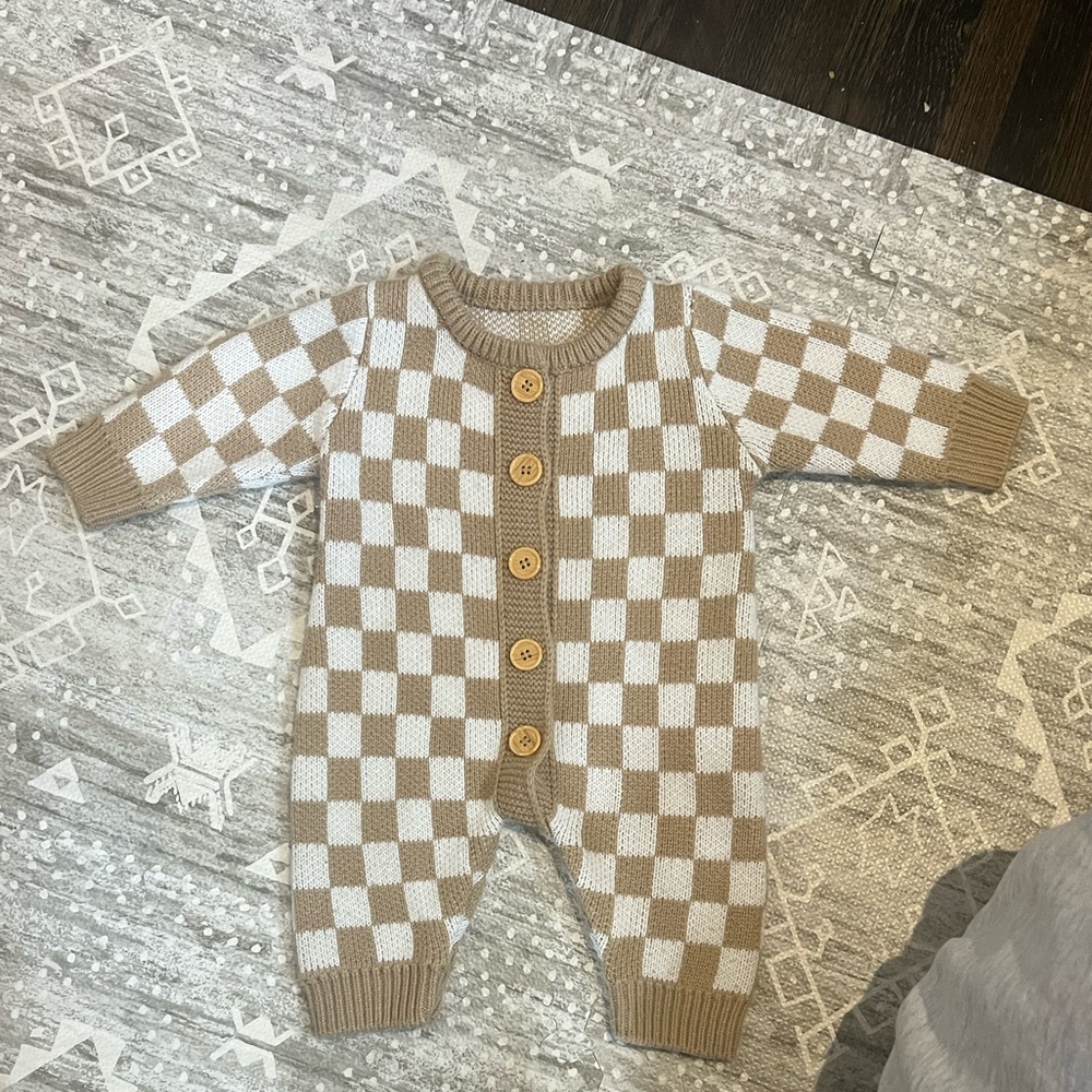 Cozy Tan and White Checkered Kids Footie
